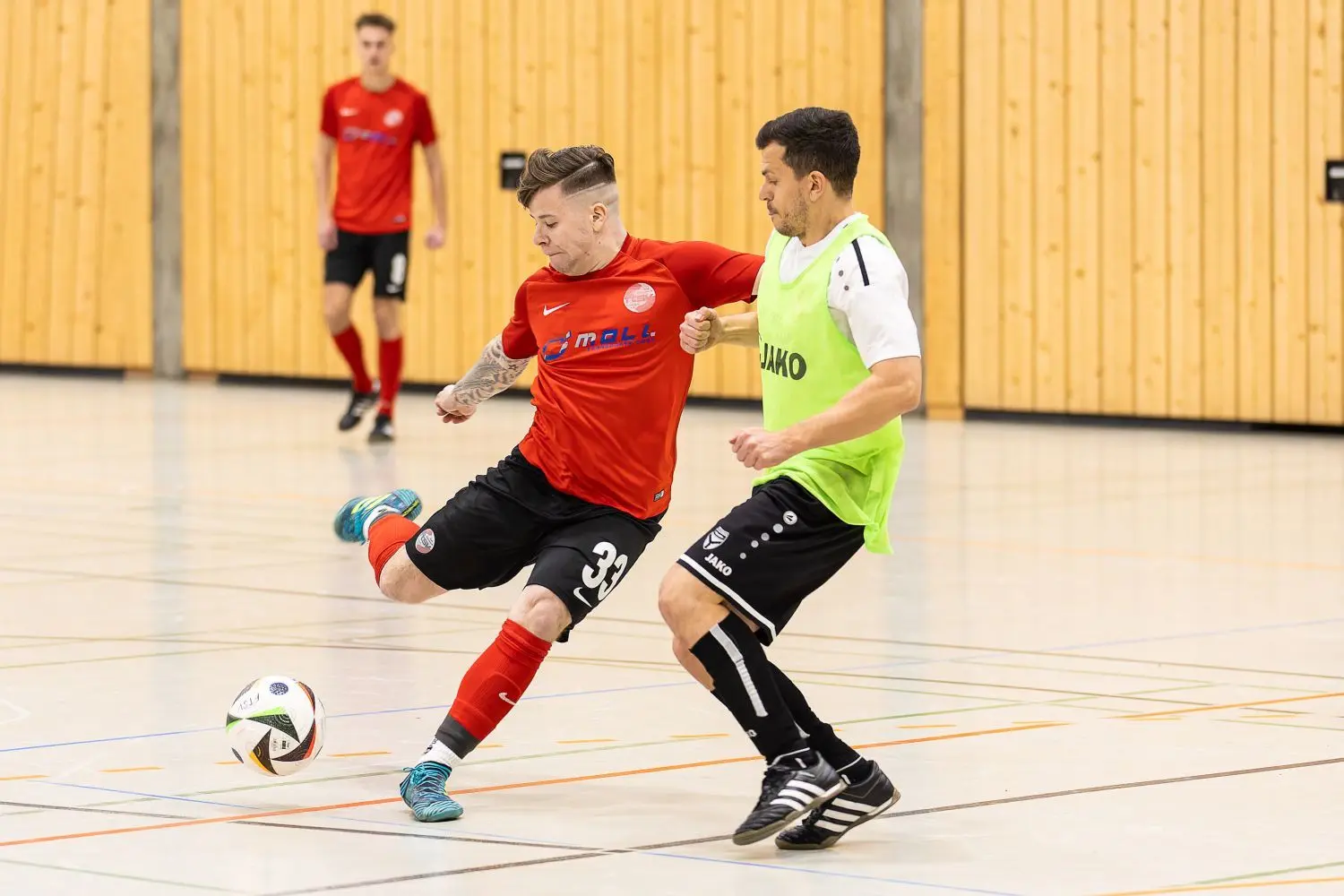 Für Jan Hohmann (beim Schuss) und den FTSV Bad Ditzenbach-Gosbach endet die Reise bereits im Viertelfinale.