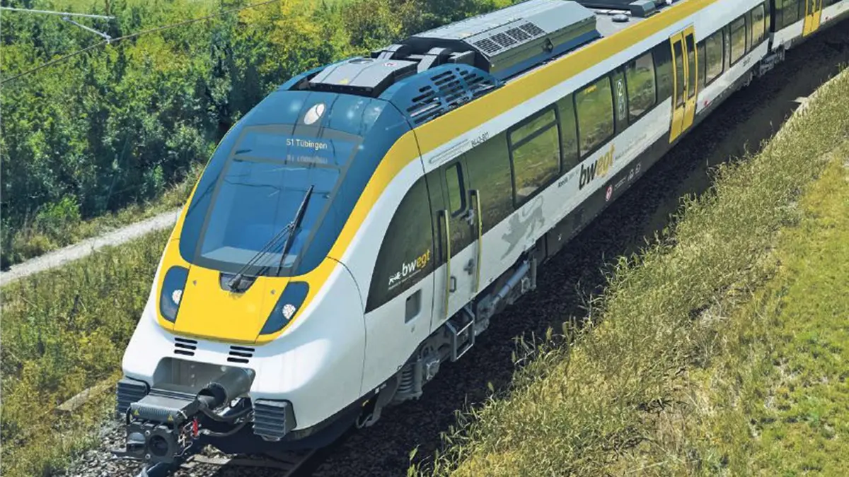 „Rückgrat“ der Regional-Stadtbahn: die Zollern-Alb-Bahn, hier zwischen Hechingen und Bodelshausen.⇥⇥