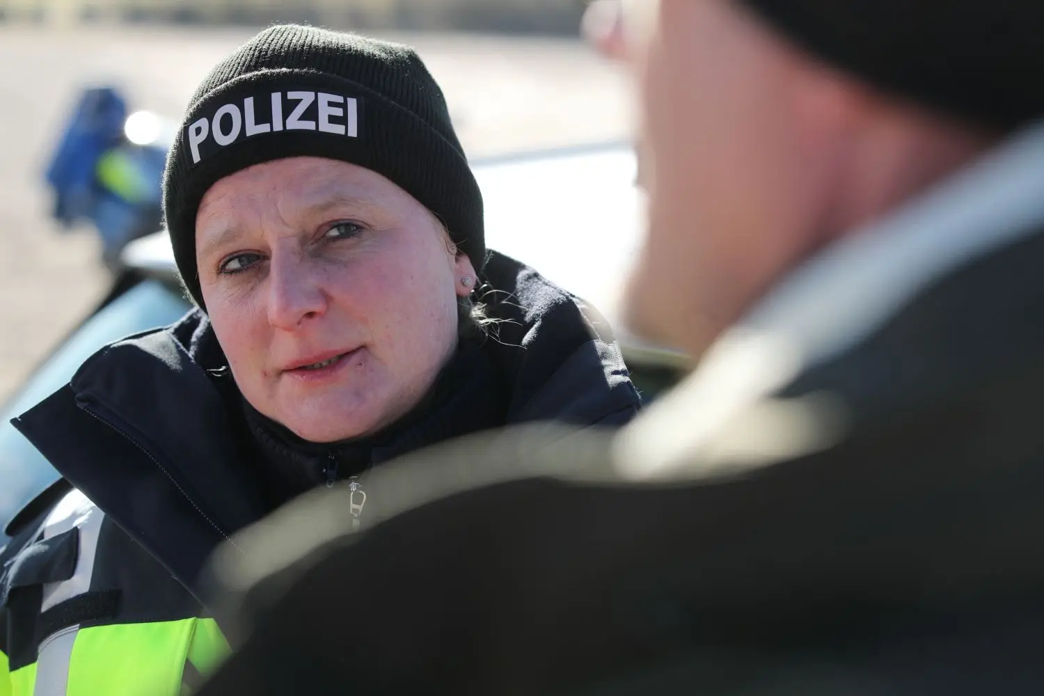 Regelmäßig werden rund um Metzingen Fernfahrer kontrolliert. Annika Dieringer hat den jüngsten Einsatz geleitet. ⇥