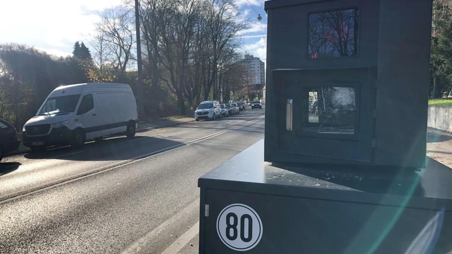 Blitzer in Neu-Ulm: Gerät wird nachts mit Stein beschädigt - Anzeige ...