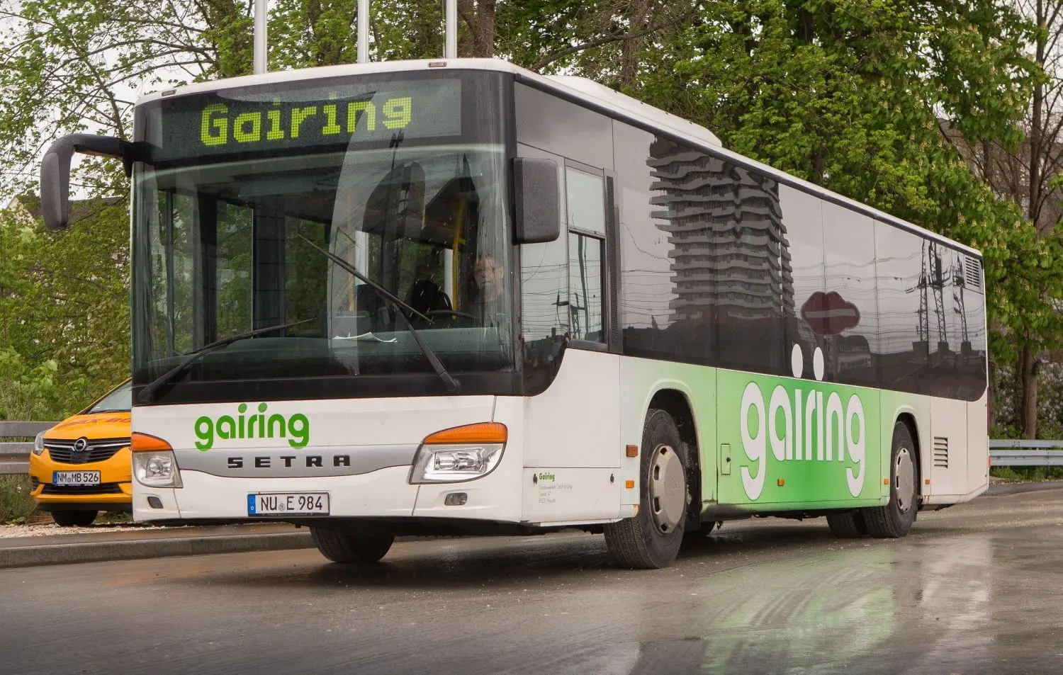 Der Ulmer OB Gunter Czisch möchte die Macht von Busunternehmen im DING-Nahverkehrsverbund beschränlen.