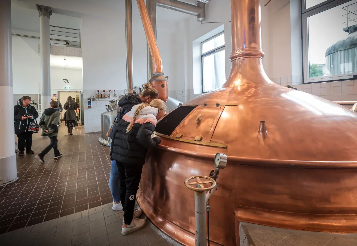 Was gibt‘s in der Würzpfanne zu sehen? Leider nichts. Im Sudhaus von Gold Ochsen geht es erst nach dem Fest-Wochenende wieder rund.