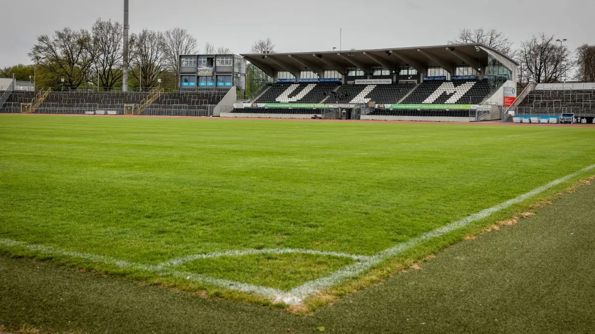 Der SSV Ulm 1846 Fußball lädt an diesem Dienstag zur ordentlichen Mitgliederversammlung.
Donaustadion