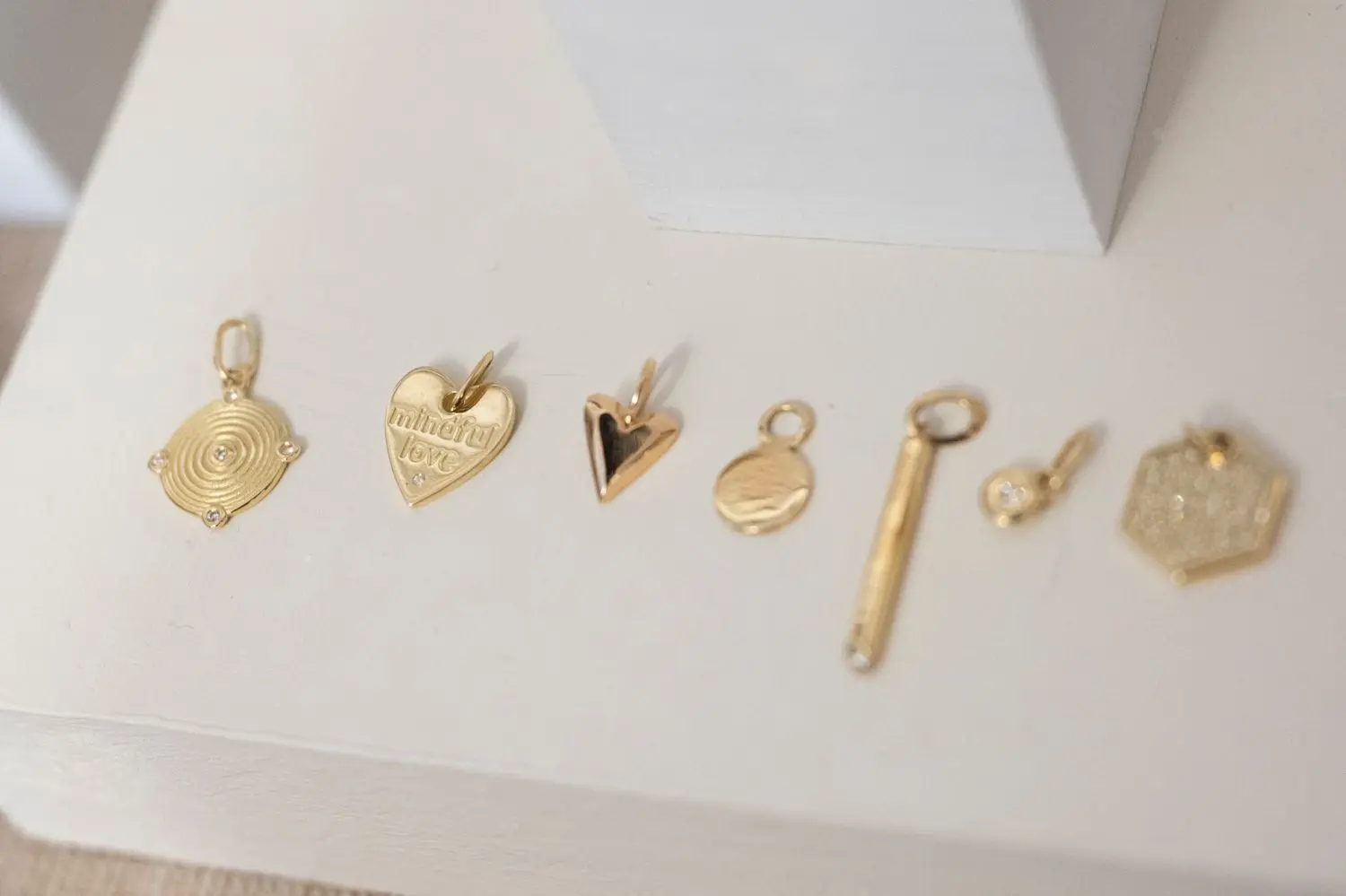 Unaufdringliche Gestaltung: Dezent und trotzdem markant ist der Schmuck von „Maren Jewellery“.