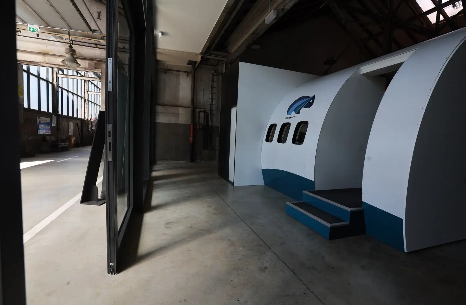 Wer mal selbst einen Airbus fliegen möchte, kann im Simulator Fliegerluft schnuppern.