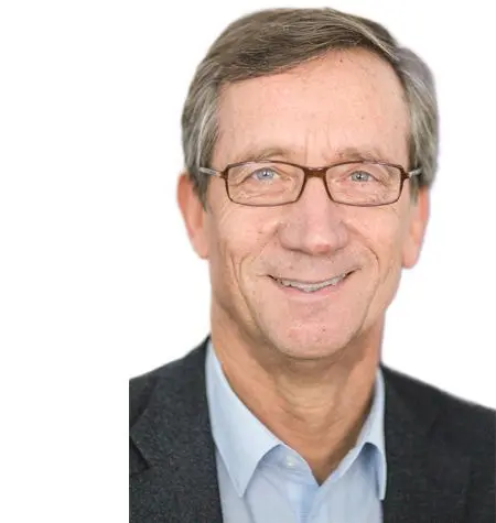 (72), langjähriger Korrespondent dieser Zeitung in Bonn und Berlin, begleitet die Debatte über Technikfolgen-Abschätzung im Bundestag seit deren Beginn vor über 40 Jahren.