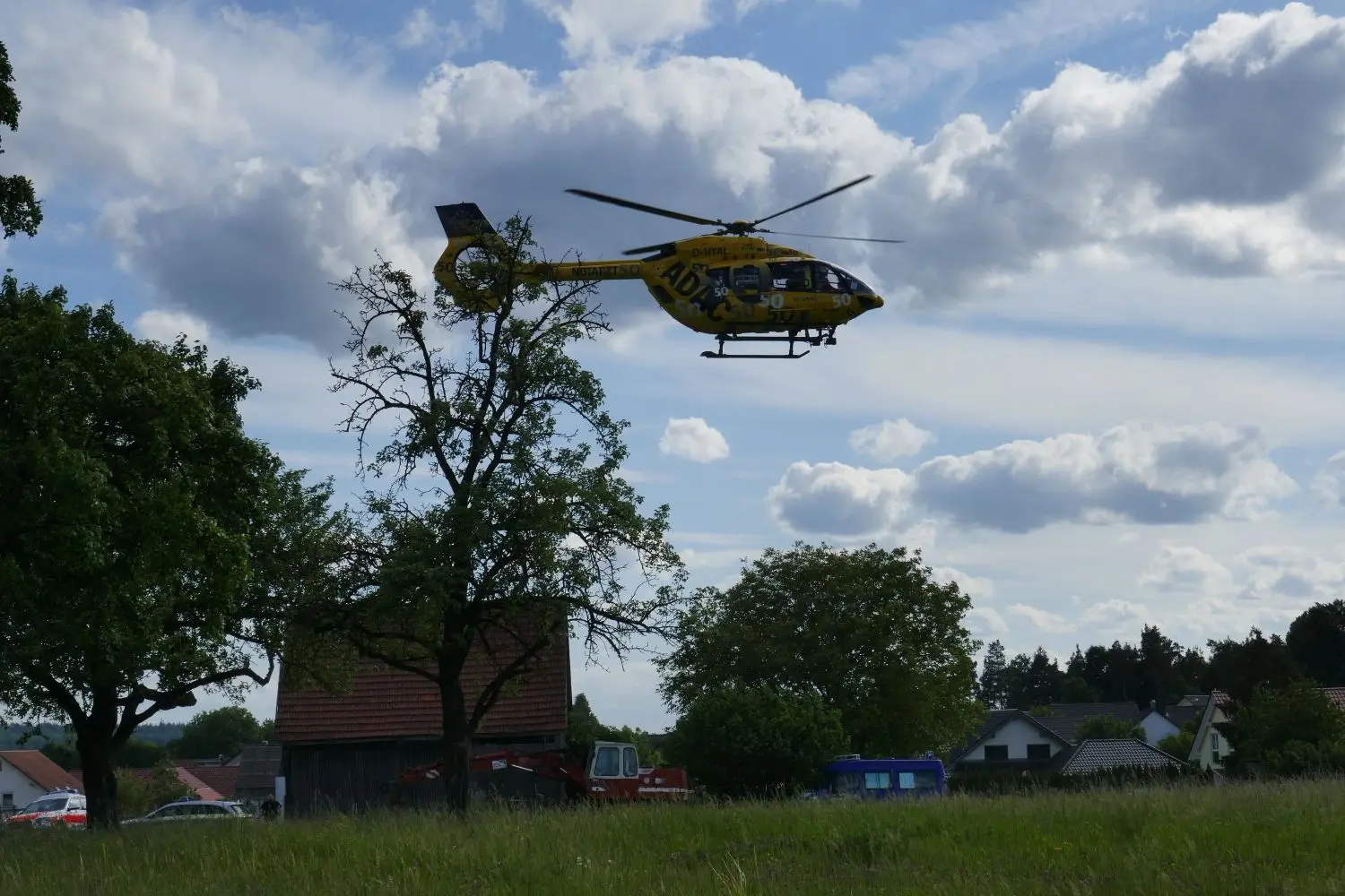 Auch der ADAC-Rettungshubschrauber aus Ulm war im Einsatz.