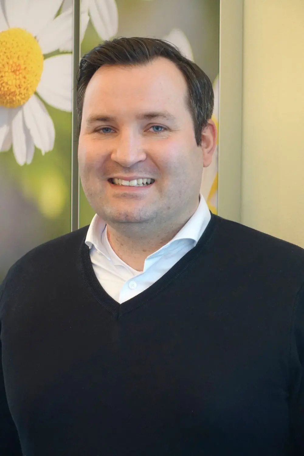 Patrick Müller  ist der 500ste Mitarbeiter im  Kräuterhaus.