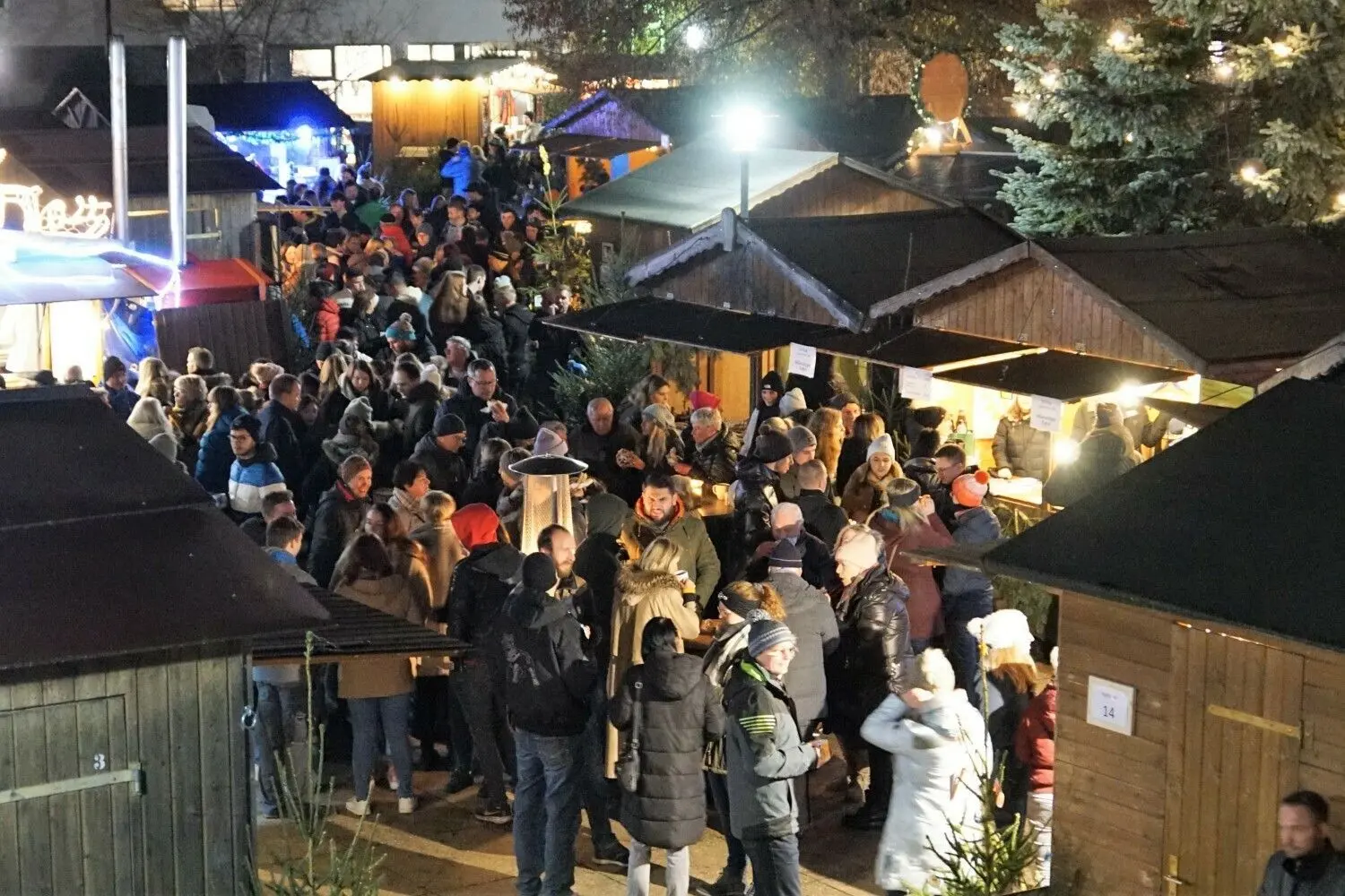 Weihnachtsmarkt Münsingen⇥