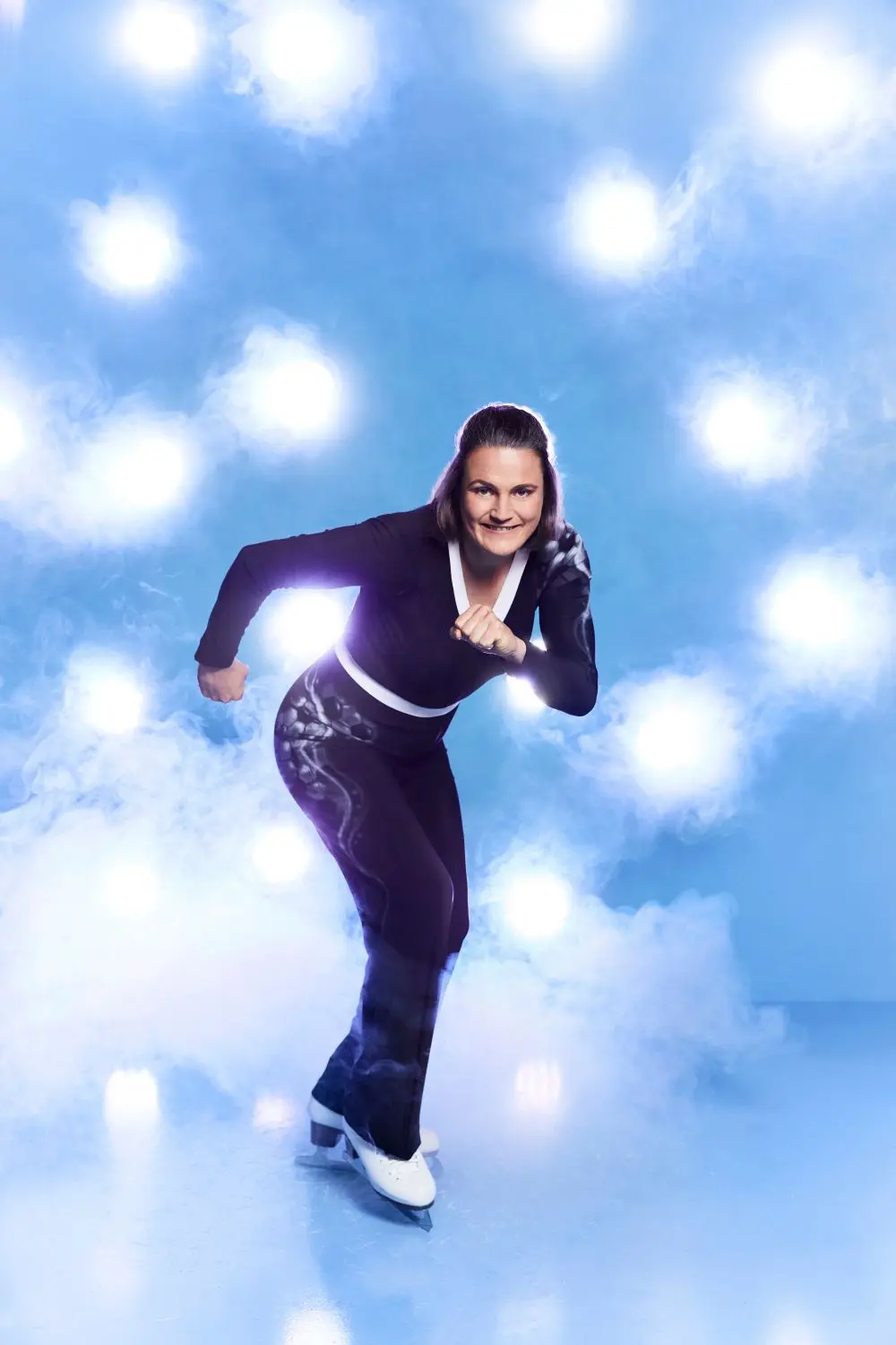 Für die erfolgreichste Torhüterin Deutschlands Nadine Angerer geht es vom Fußballplatz auf die Eisfläche.