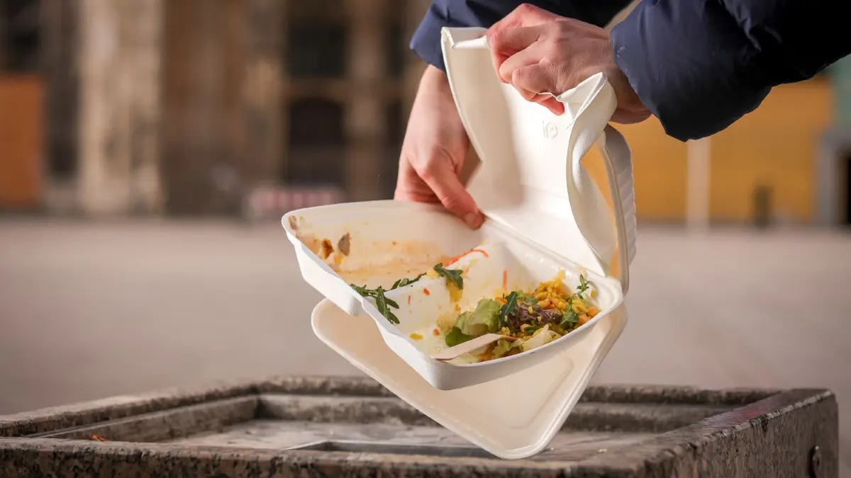 Der To-go-Müll macht den Ulmer Entsorgungsbetrieben zu schaffen.
Einwegverpackung