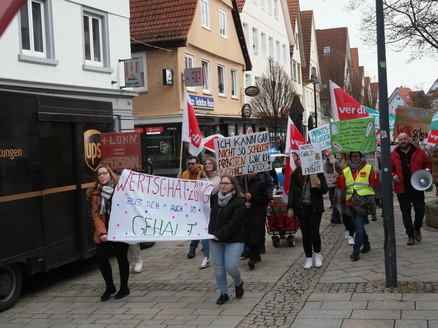 Warnstreik an der Ehinger Klinik: Bei den Beschäftigten war viel Frust zu spüren.