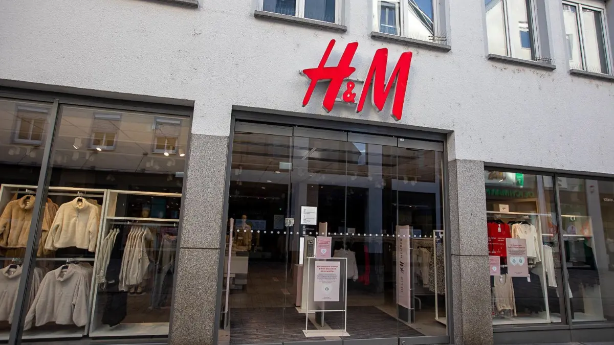 H&M-Filiale in der Reutlinger Wilhelmstraße bleibt - Gerüchte zur Schließung nicht bestätigt.