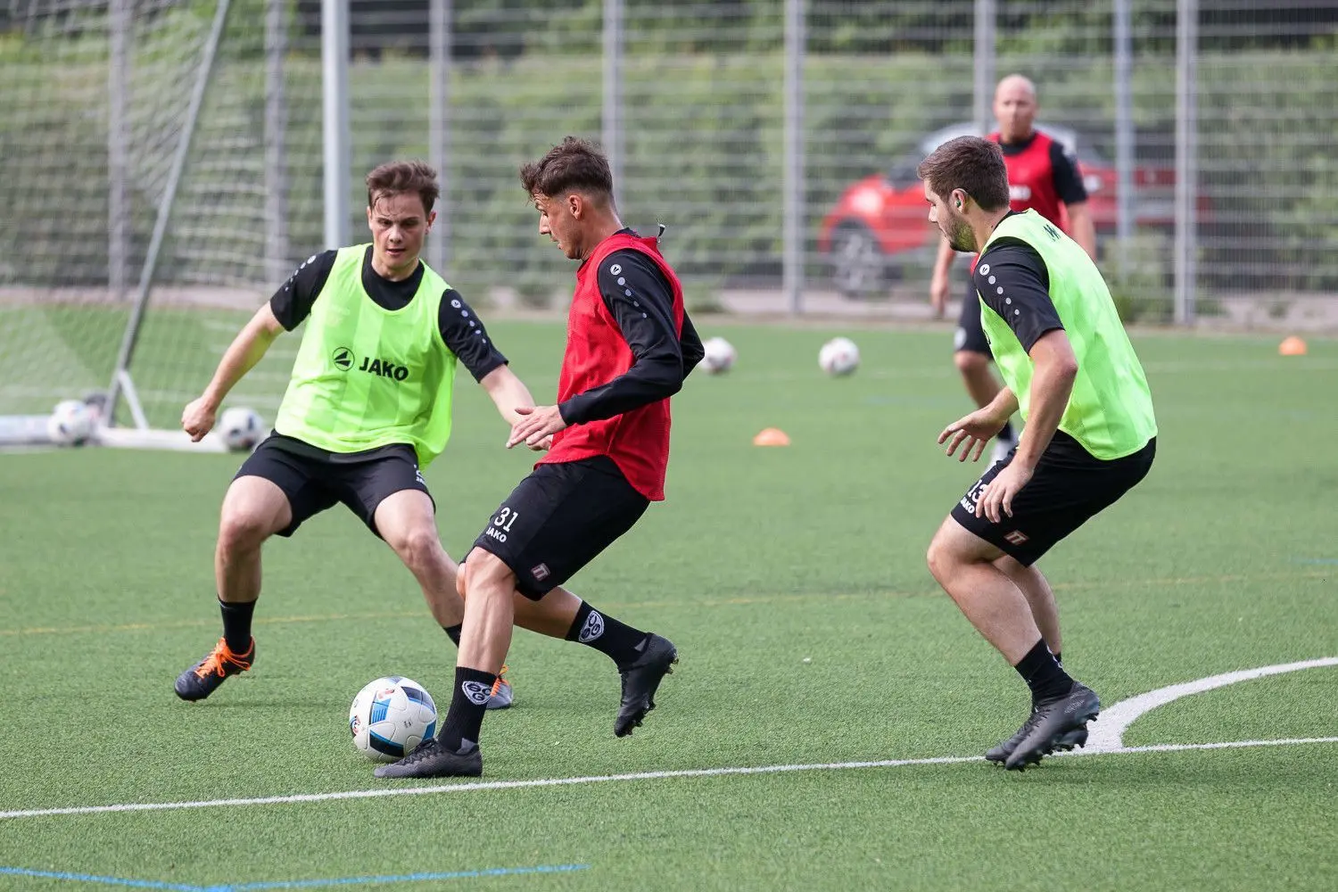 Konditionell ist das Team schon auf der Höhe, darum geht es gleich an den fußballerischen Feinschliff.
