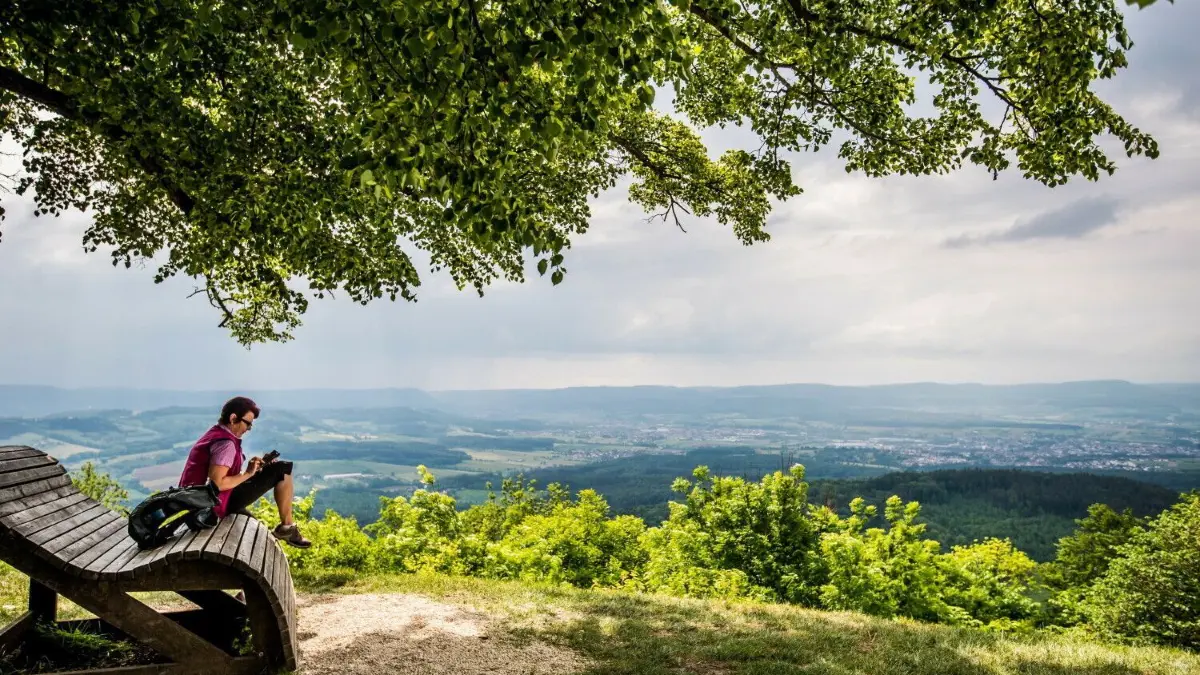 Wenn das Wetter passt, können Besucher des Hohenstaufen vom Gipfel aus ein ganz besonderes Panorama genießen.
Bergfest auf dem Hohenstaufen Musikkapelle Hohenstaufen
Vatertag