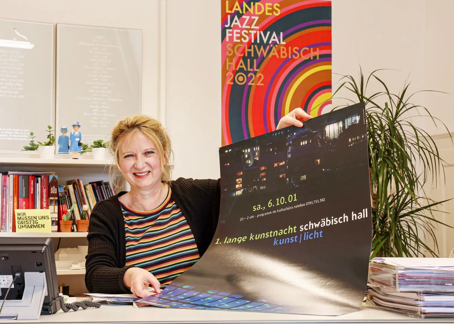 Das Haller Kulturbüro wird am 1. April 2023 25 Jahre alt. Vom ersten Tag an hat Ute Christine Berger die Leitung - bis auf ein Sabbat-Jahr, in dem sie von Santiago Gomez vertreten wurde.