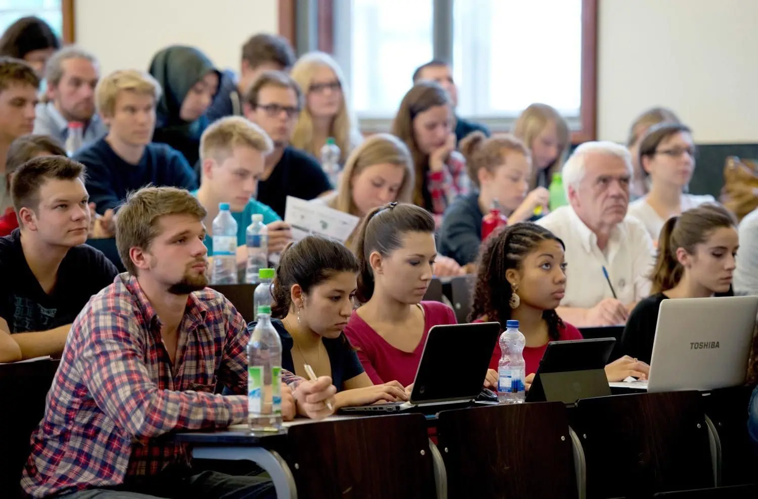 Hörsaal in Freiburg: Die Uni will den Elite-Titel verteidigen.