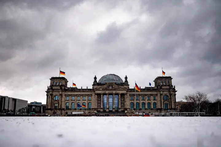  Ferien in Berlin 2025: Alle Termine zu Feiertagen, Ferien und 