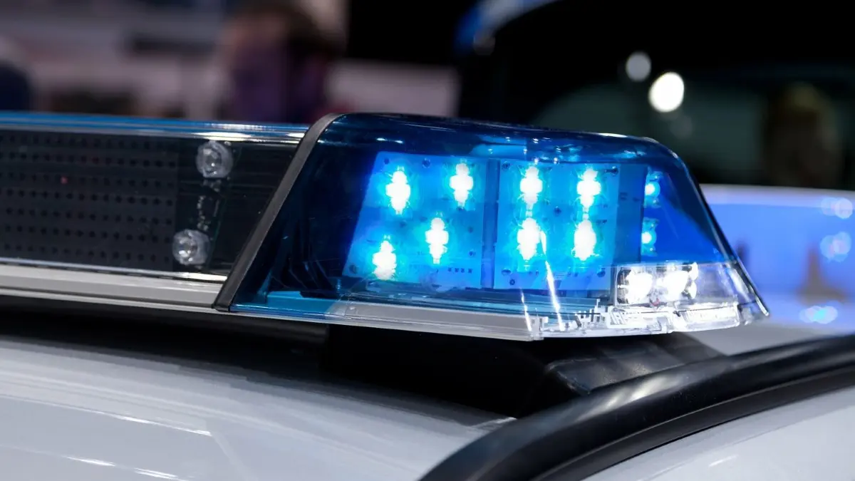 Symbolbild
Symbolbild, Symbolfoto, Polizeieinsatz, Blaulicht, Polizei. Foto:© freund-foto.de/stock.adobe.com
Beachten: reserviert für die Lokal- und Regionalredaktionen Ulm und für das BW-PlusTeam