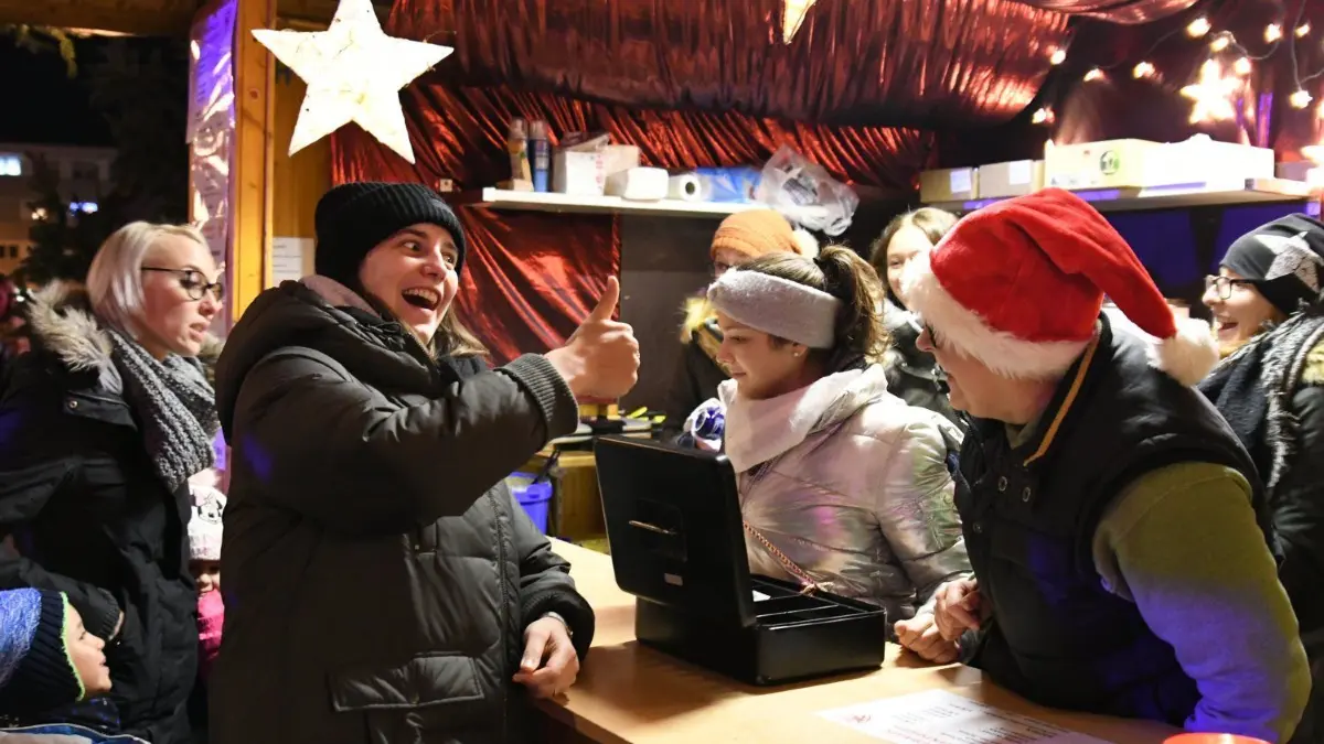 Eine gute Stimmung erhofft sich der Vöhringer Gewerbeverein wieder im nächsten Jahr bei einem veränderten Adventsmarkt.
Vöhringer Weihnachtsmarkt