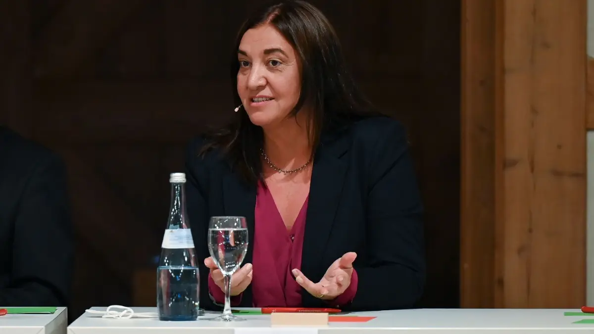 Ekin Deligöz wäre fast Familienministerin in Berlin geworden.
FORUM: Wahlforum mit dem Wahlkreis Neu-Ulm - 255, Alexander Engelhard, Gerd Mannes, Karl-Heinz Brunner, Anke Hillmann-Richter, Ekin Deligöz, Xaver Merk