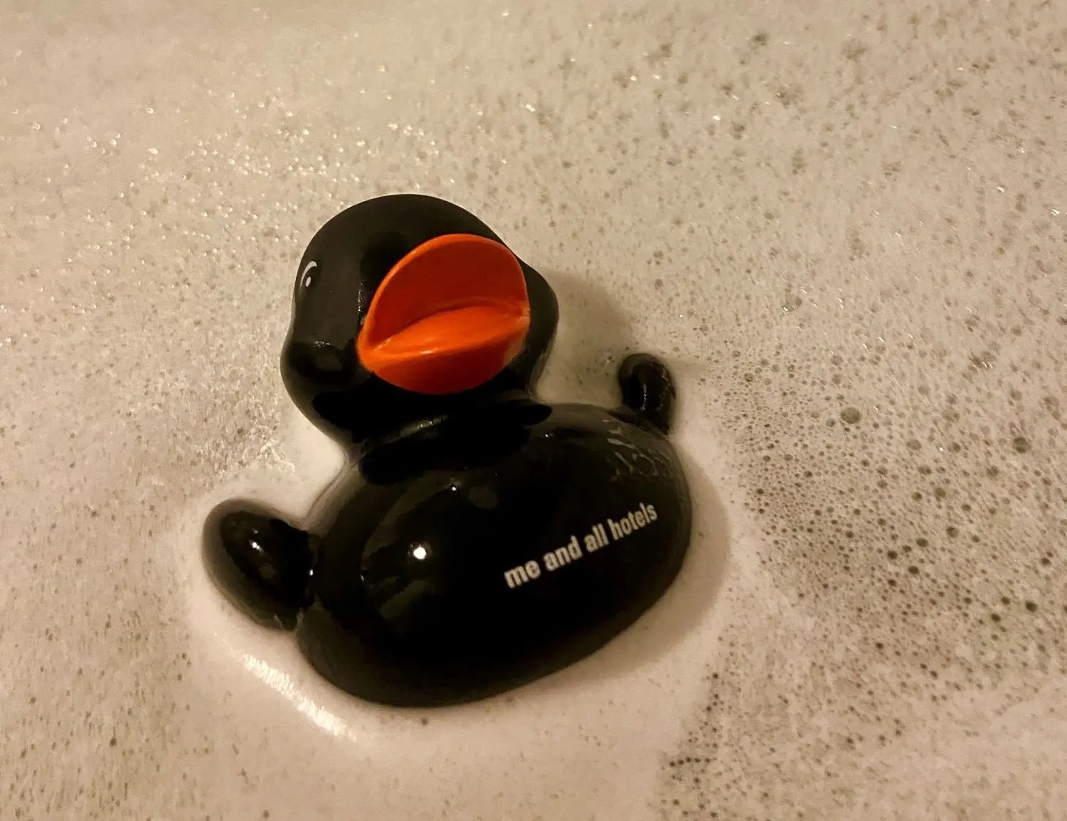 Das Me and All Hotel hat einen Wasserschaden. Ende Februar soll es wieder öffnen.