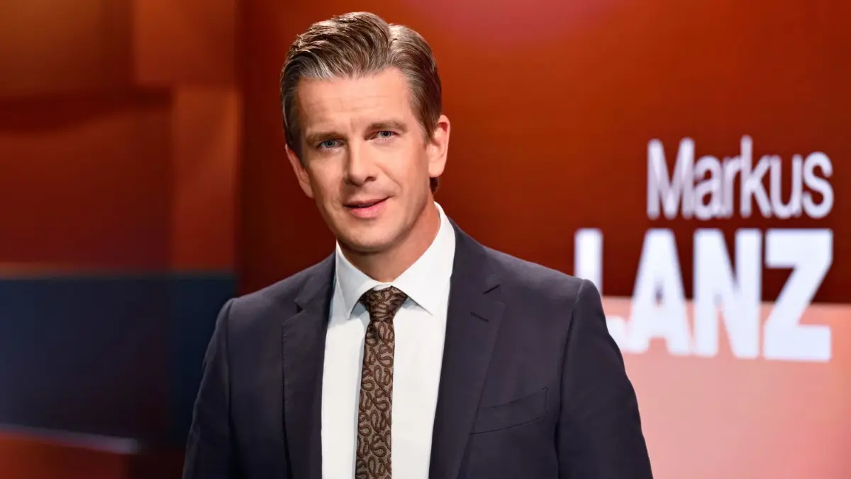 Markus Lanz, Moderator der ZDF-Talkshow «Markus Lanz». Wer wird diese Woche bei ihm in der Sendung sein?
ARCHIV - 17.06.2021, ---: Markus Lanz, Moderator der ZDF-Talkshow «Markus Lanz», steht im Studio (undatierte Aufnahme). Der ZDF-Talker ist für den Deutschen Fernsehpreis nominiert worden. Der 52-Jährige geht mit seiner nach ihm benannten Talkshow «Markus Lanz» in der klassischen Journalisten-Kategorie «Beste Information» ins Rennen um die begehrte Trophäe, wie die Jury am 01.09.2021 in Köln bekanntgab. Foto: Markus Hertrich/ZDF/dpa - ACHTUNG: Nur zur redaktionellen Verwendung im Zusammenhang mit einer Berichterstattung über die Talkshow und nur mit vollständiger Nennung des vorstehenden Credits +++ dpa-Bildfunk +++