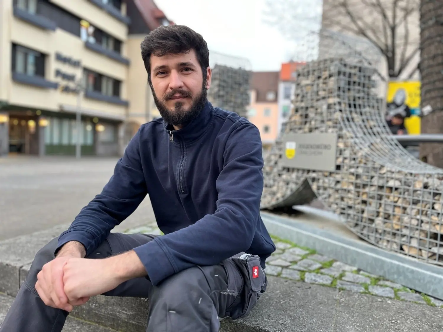 Alyas Hamzo wuchs mit seinen sechs jüngeren Geschwistern im Nordirak auf.⇥