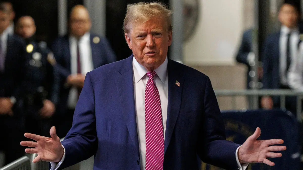 Trump vor Gericht: 19.04.2024, USA, New York: Der ehemalige US-Präsident Donald Trump trifft vor dem Strafgericht in Manhattan ein. Foto: Sarah Yenesel/POOL EPA/AP/dpa +++ dpa-Bildfunk +++
