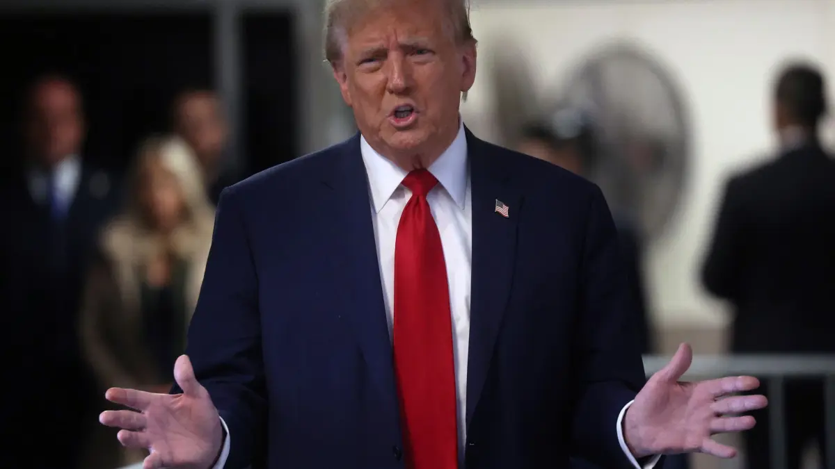 Strafprozess gegen Ex–US–Präsident Trump: 25.04.2024, USA, New York: Der ehemalige US-Präsident Donald Trump trifft vor seinem Prozess vor dem Strafgericht in Manhattan ein. Foto: Spencer Platt/POOL Getty Images/AP/dpa +++ dpa-Bildfunk +++