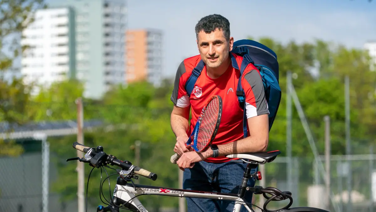 Ralf Illing hatte mit 42 einen Schlaganfall und erobert sich sein Leben zurück.