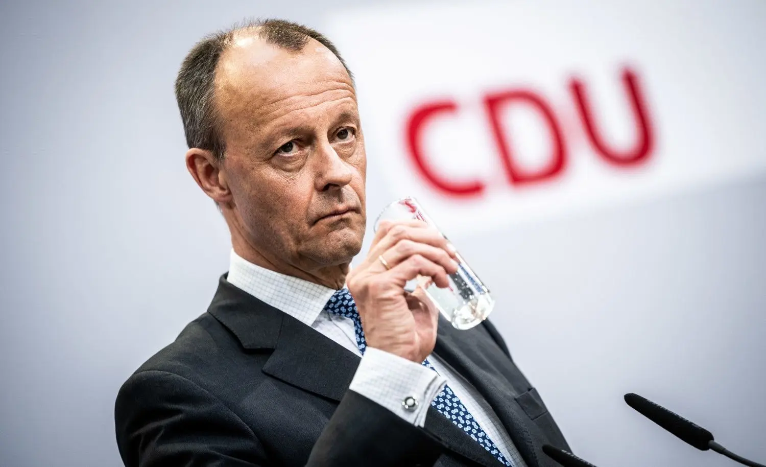 Friedrich Merz ist seit dem 31. Januar 2022 Bundesvorsitzender der CDU und seit dem 15. Februar 2022 Vorsitzender der CDU/CSU-Bundestagsfraktion.