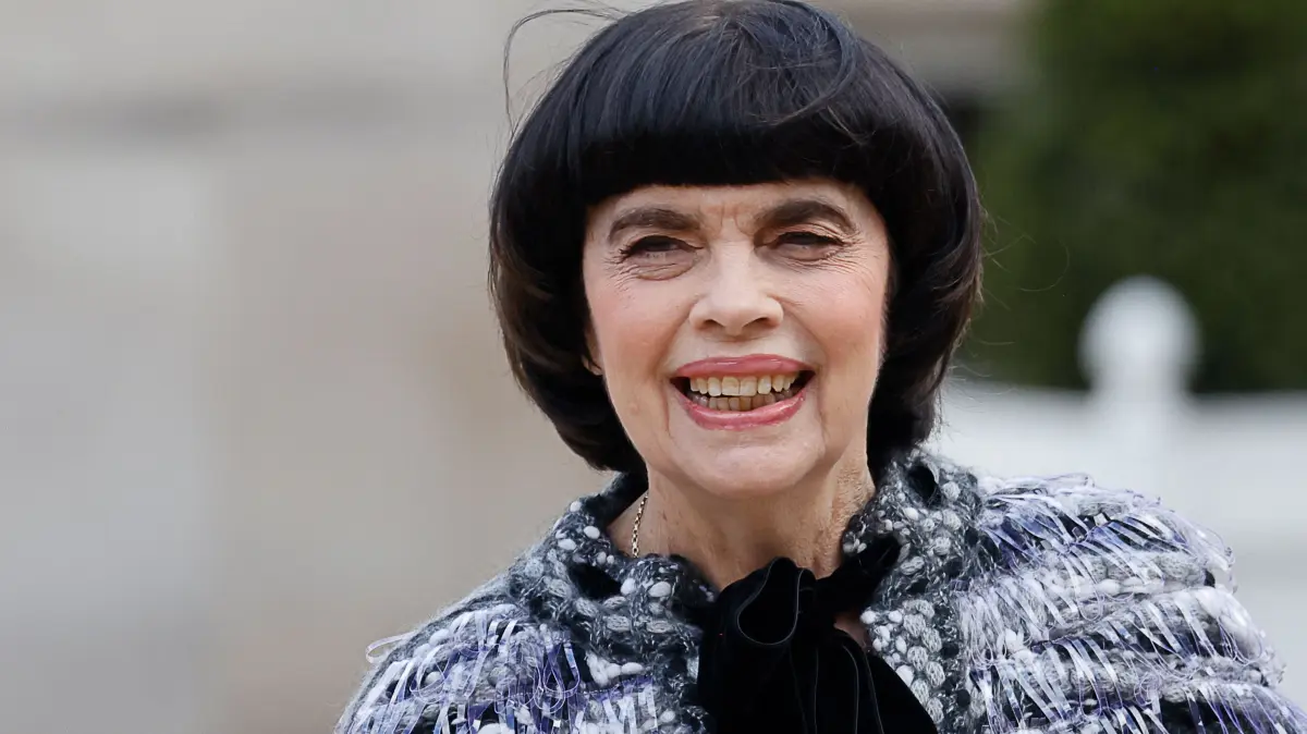 French singer Mireille Mathieu arrives to attend an official state dinner as part of the Chinese president's two-day state visit to France, at the Elysee Palace in Paris, on May 6, 2024. The French president hosts his Chinese counterpart for a state visit on May 6, 2024, seeking to persuade the Chinese leader to shift positions over Russia's invasion of Ukraine and also imbalances in global trade. (Photo by Ludovic MARIN / AFP)