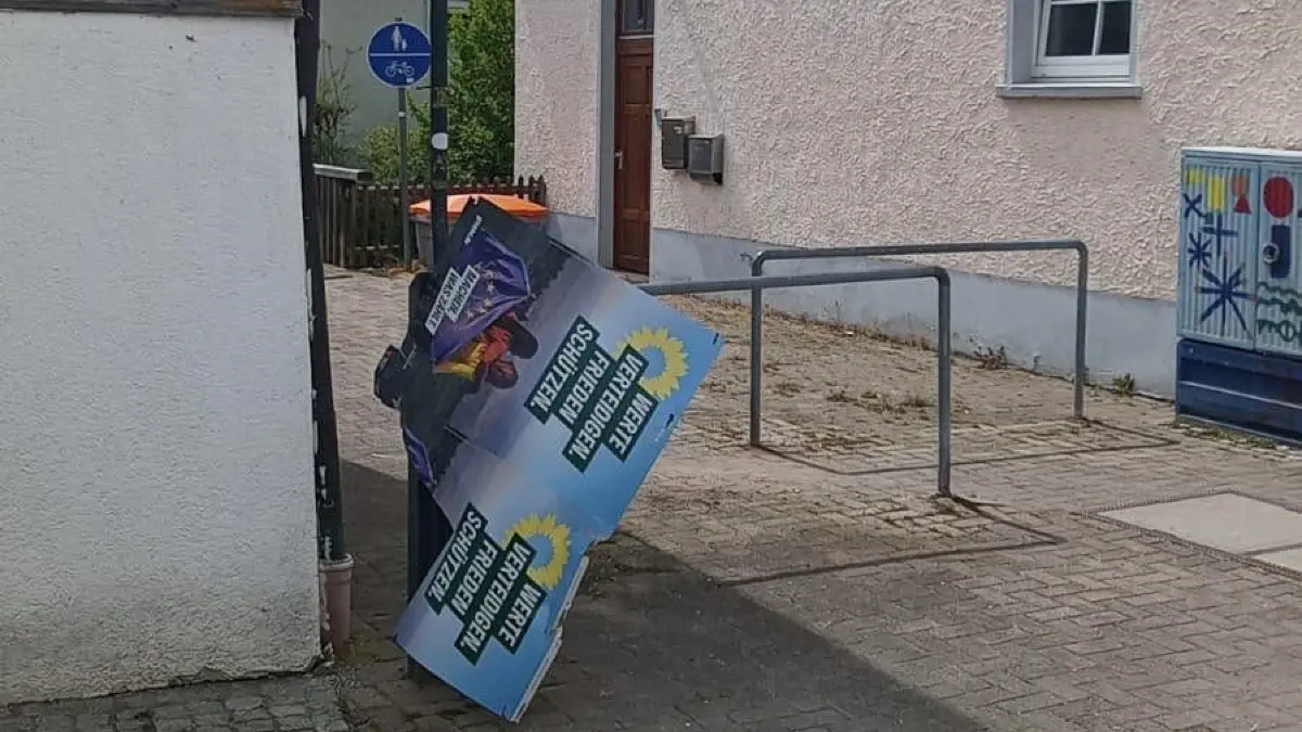 In Schelklingen sind einige Wahlplakate der Grünen heruntergerissen worden.