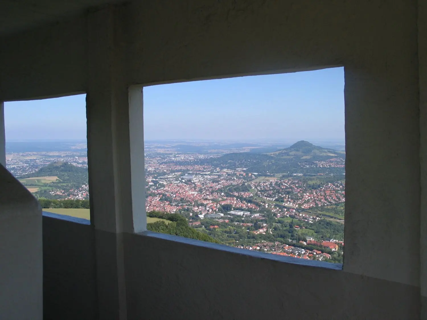 Der Blick vom Schönbergturm ist gigantisch – und den steilen Aufstieg wert.