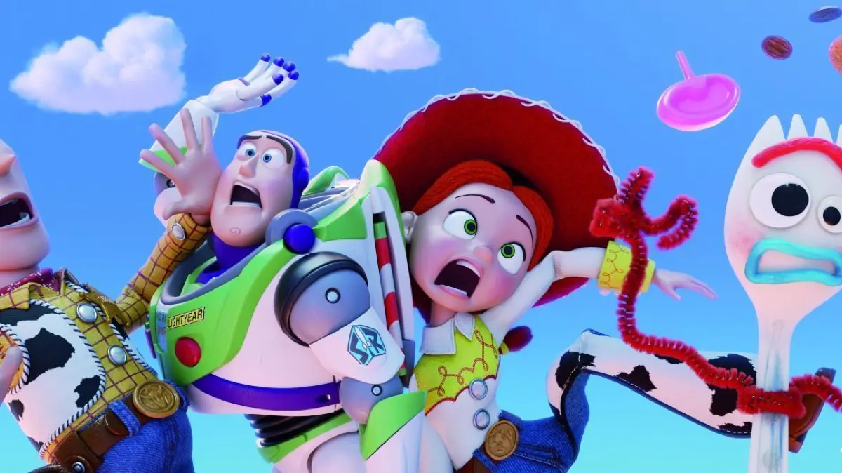 „Toy Story 3“ war ein erzählerisches Meisterwerk mit dem perfekten Ende für diese wundervolle Film–Reihe. Doch in diesem Sommer kommt „Toy Story 4 — Alles hört auf kein Kommando“ in die Kinos. Macht das die Fans wirklich glücklich?