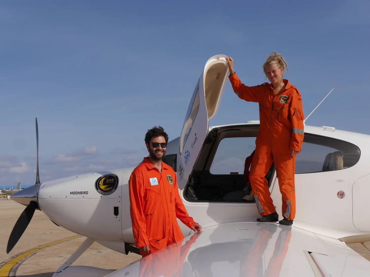 An einem Flughafen am Südzipfel Europas: Von wo aus die „Moonbird“ ihre Suchmissionen startet, soll geheim bleiben. Obwohl die Flüge sachgerecht angemeldet sind, fürchtet „Sea-Watch“ den Entzug der Startgenehmigung.