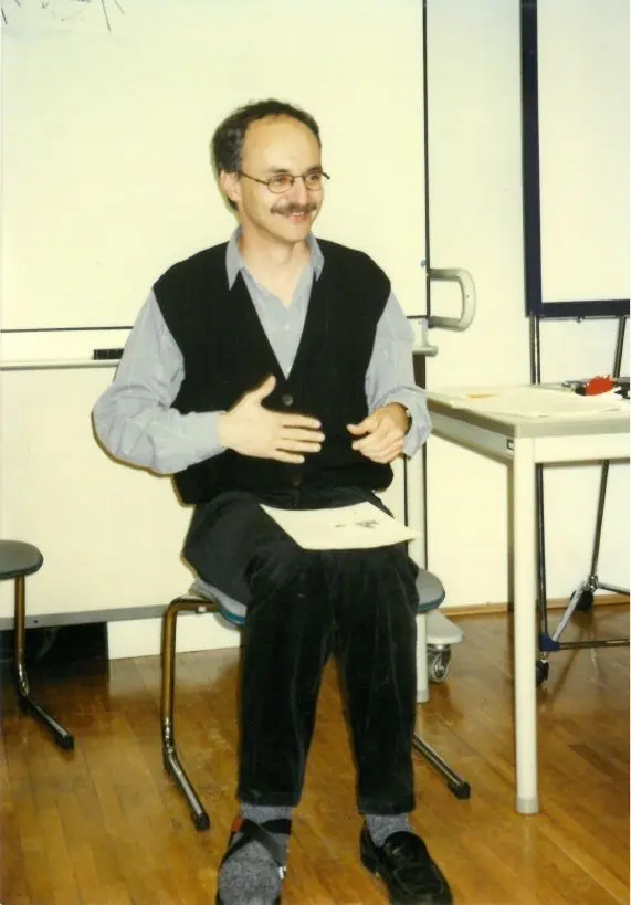 Vor rund 20 Jahren: Schmidt bei einem Seminar für Deutschlehrer in Ungarn.⇥