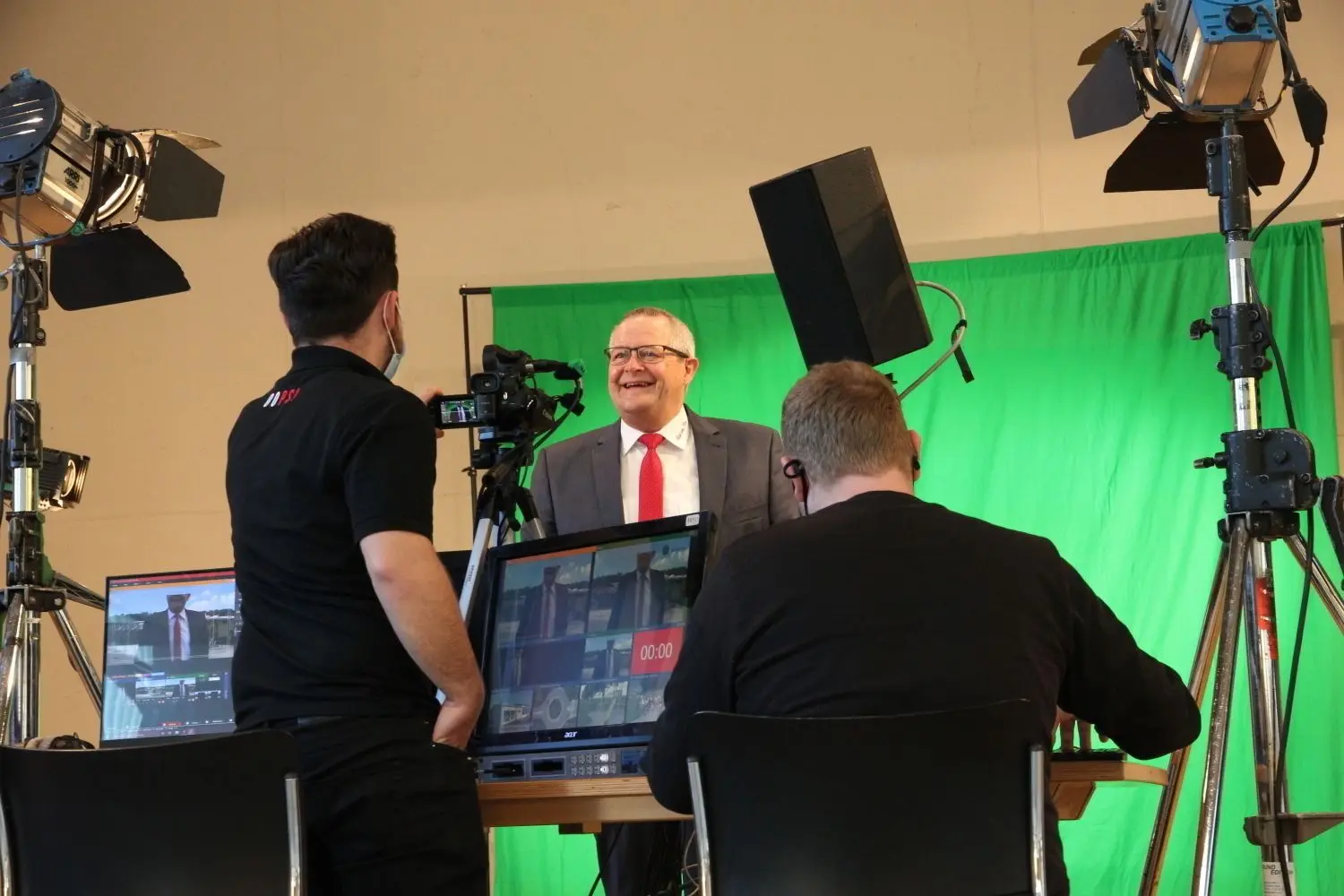 Auf Sendung: Gröner als Moderator bei der Kandidatenvorstellung 2021.