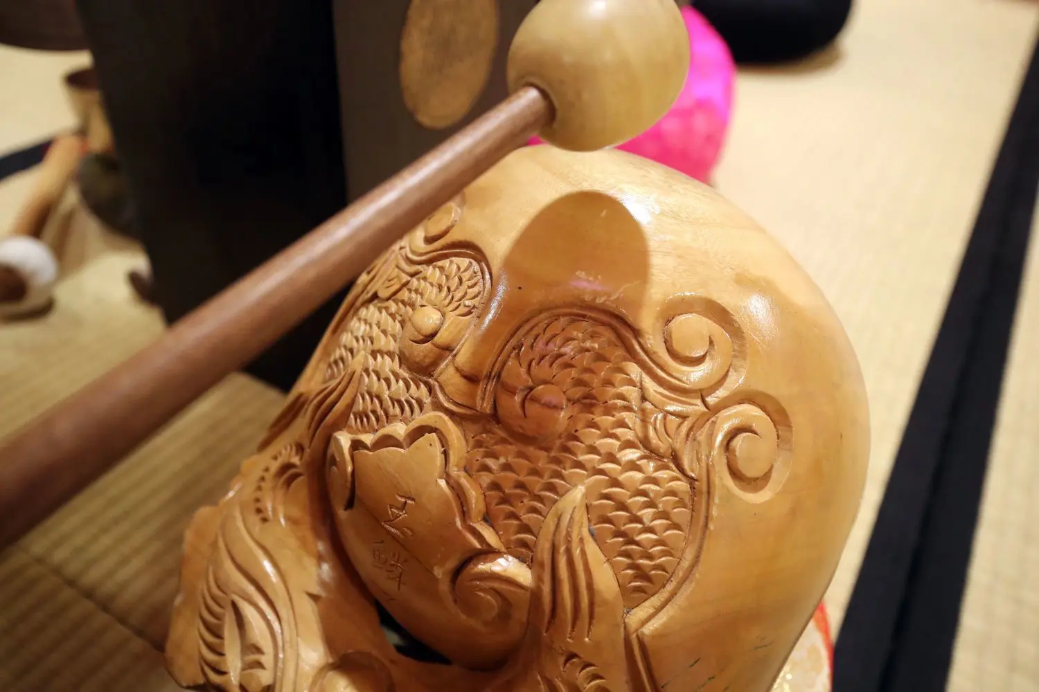 Die Lehren des Zen-Buddhismus werden in Riederich praktiziert und gelehrt. Im Zenzentrum erwartet die Besucher eine andere Welt, frei von westlichen Bewertungen.
