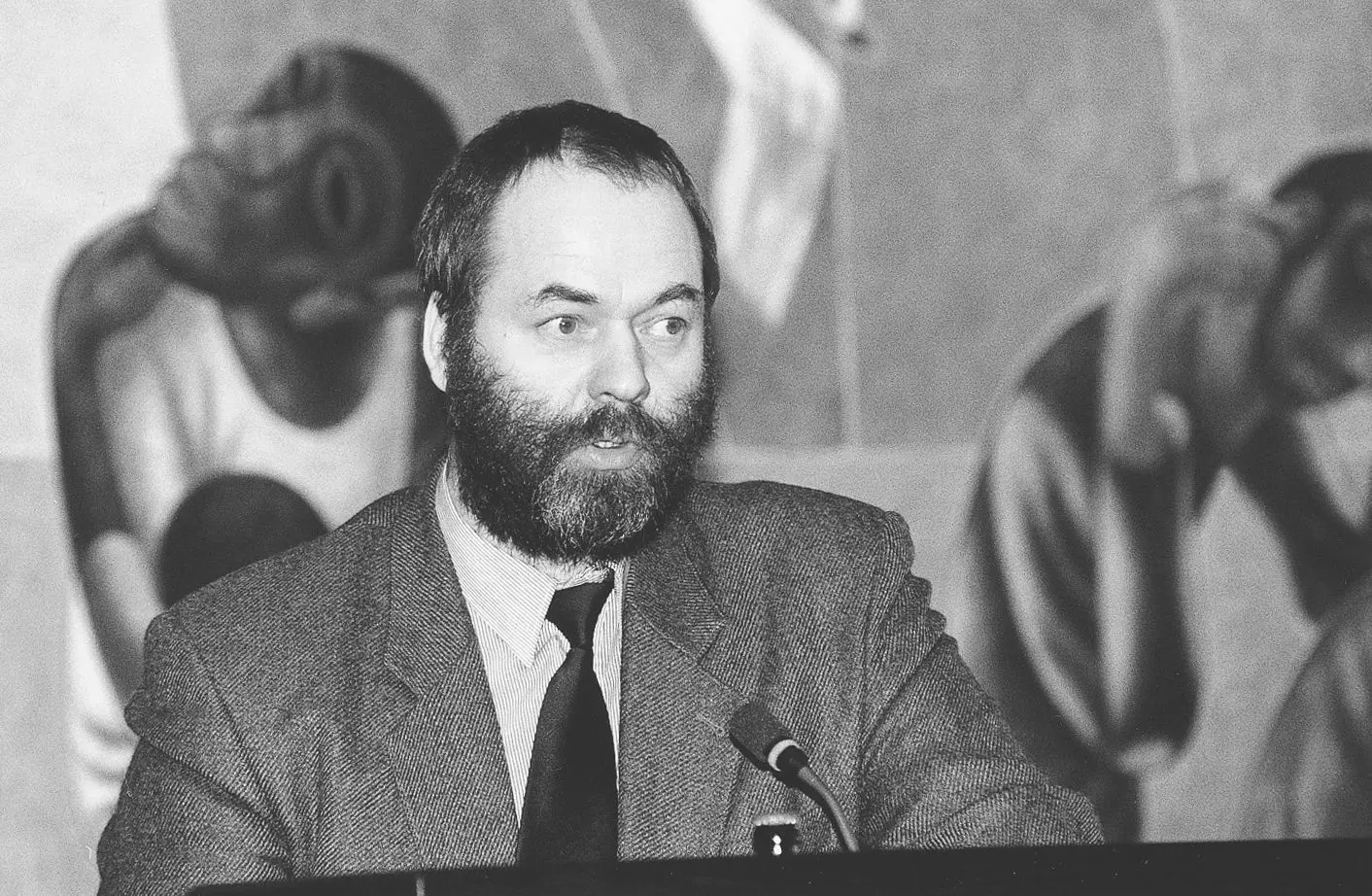 Markus Meckel (SPD) als Mitglied der Enquete-Kommission des Bundestages zur „Aufarbeitung von Geschichte und Folgen der SED-Diktatur in Deutschland“ im Jahr 1994.