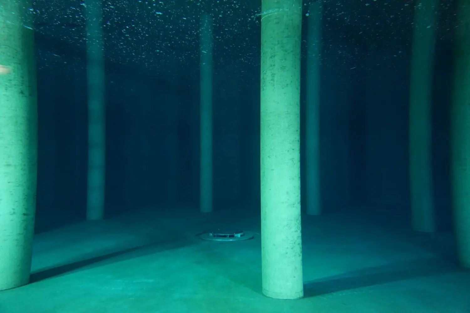 Der Hochbehälter „Tannenbühl“ fasst insgesamt 5000 Kubikmeter Wasser.⇥