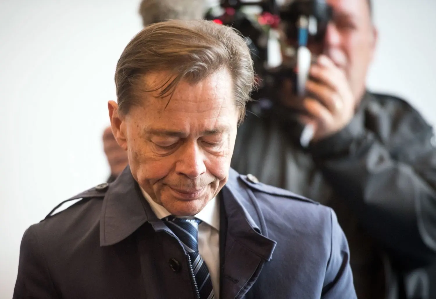 Middelhoff vor Gericht: Wegen Steuerhinterziehung und Untreue wird er 2014 zu drei Jahren Haft verurteilt.⇥