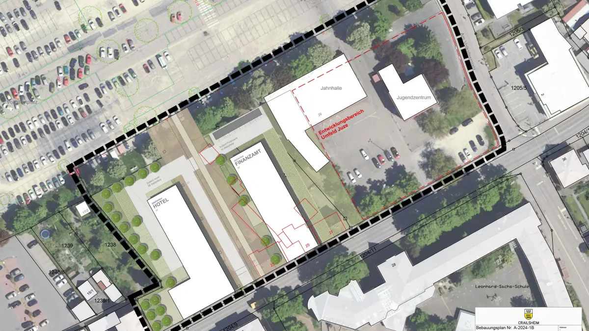 Der städtebauliche Entwurf zeigt die geplanten Gebäude Hotel (links) und Finanzamt-Neubau (Mitte, rechts schließt sich die Jahnhalle an). Dazwischen gibt es einen Verbindungsweg zum Volksfestplatz.