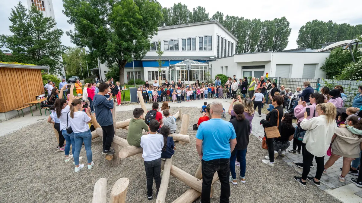 Faurndau Einweihung des Spielplatzes Beckhstraße