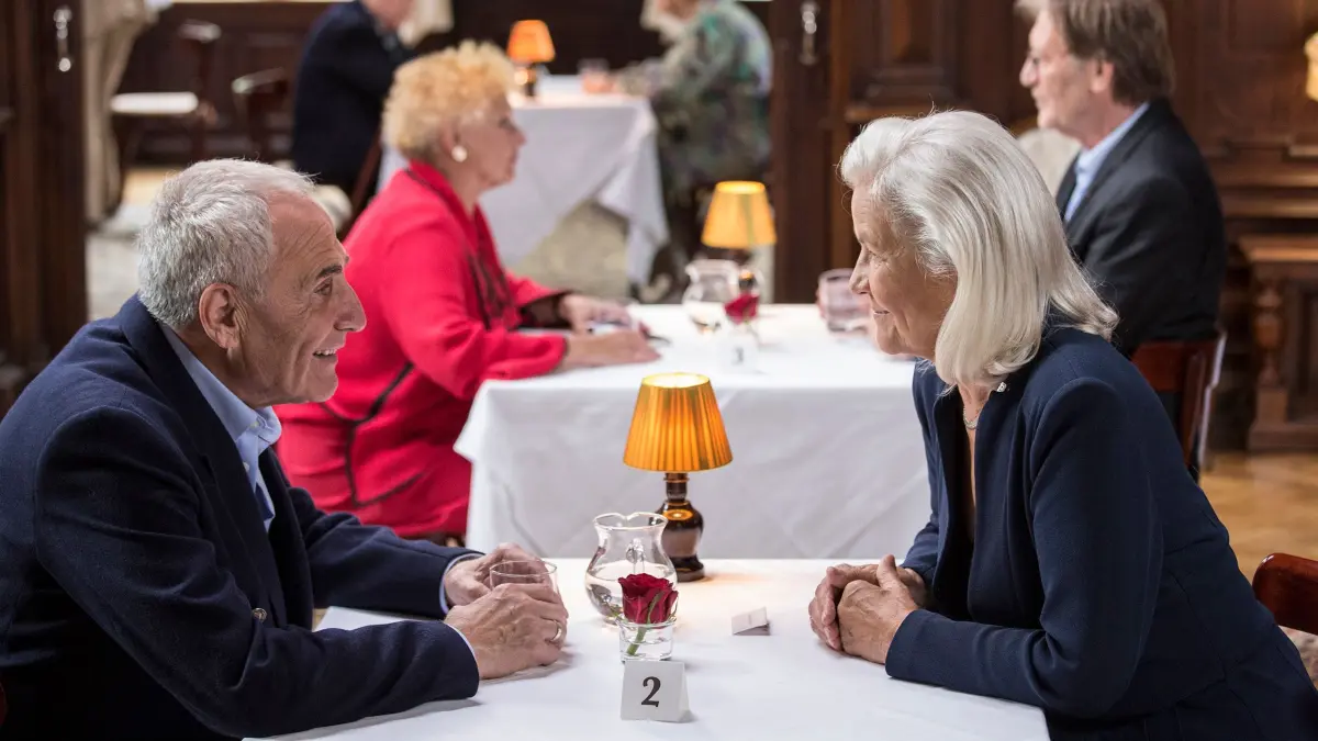 SPEED DATING FÜR SENIOREN