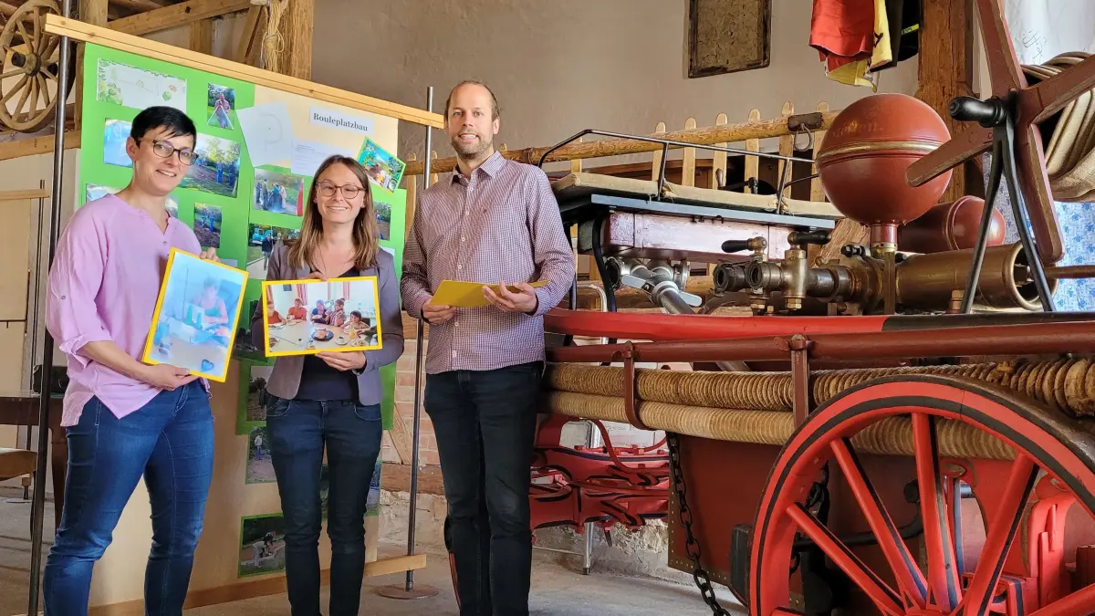 Stefanie Looser, Carina Zeiler, Yannik Krebs, 700 Jahre Apfelstetten, Vorbereitungen