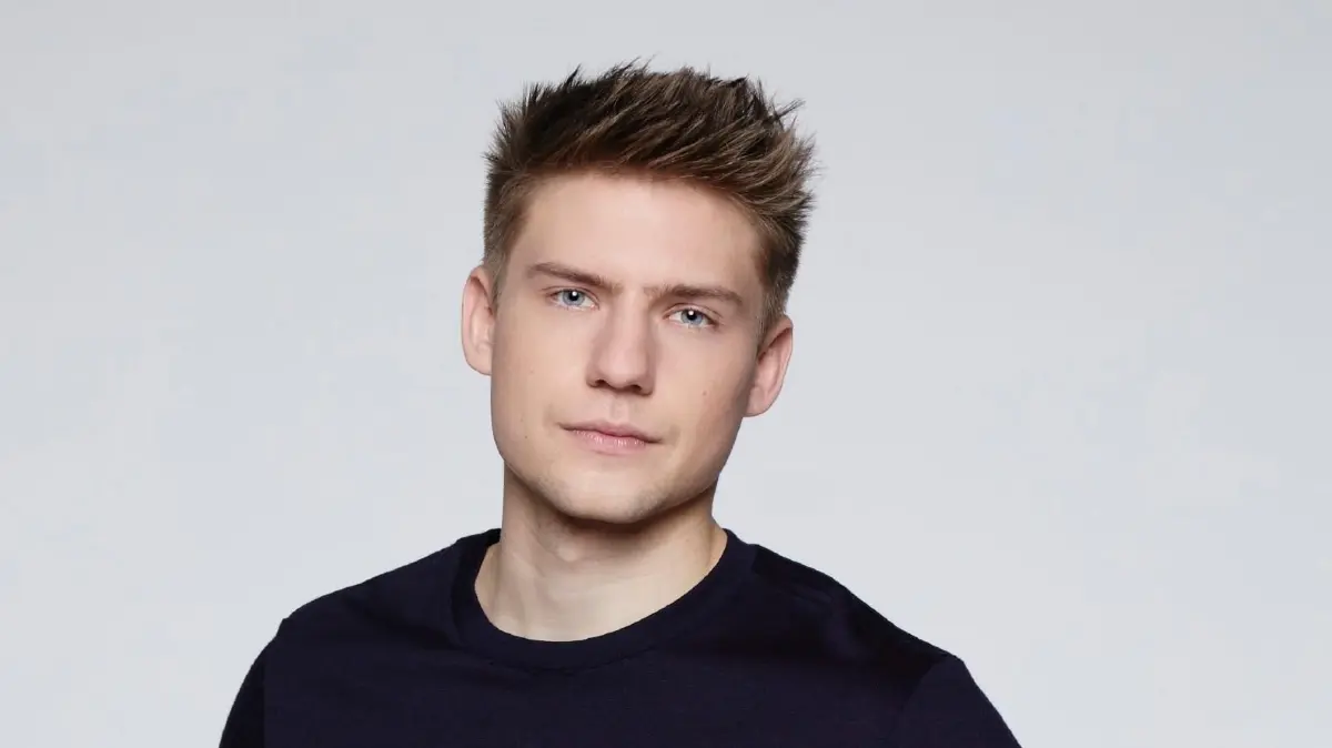 Moritz (Lennart Borchert) muss sich auf einen herben Rückschlag einstellen.