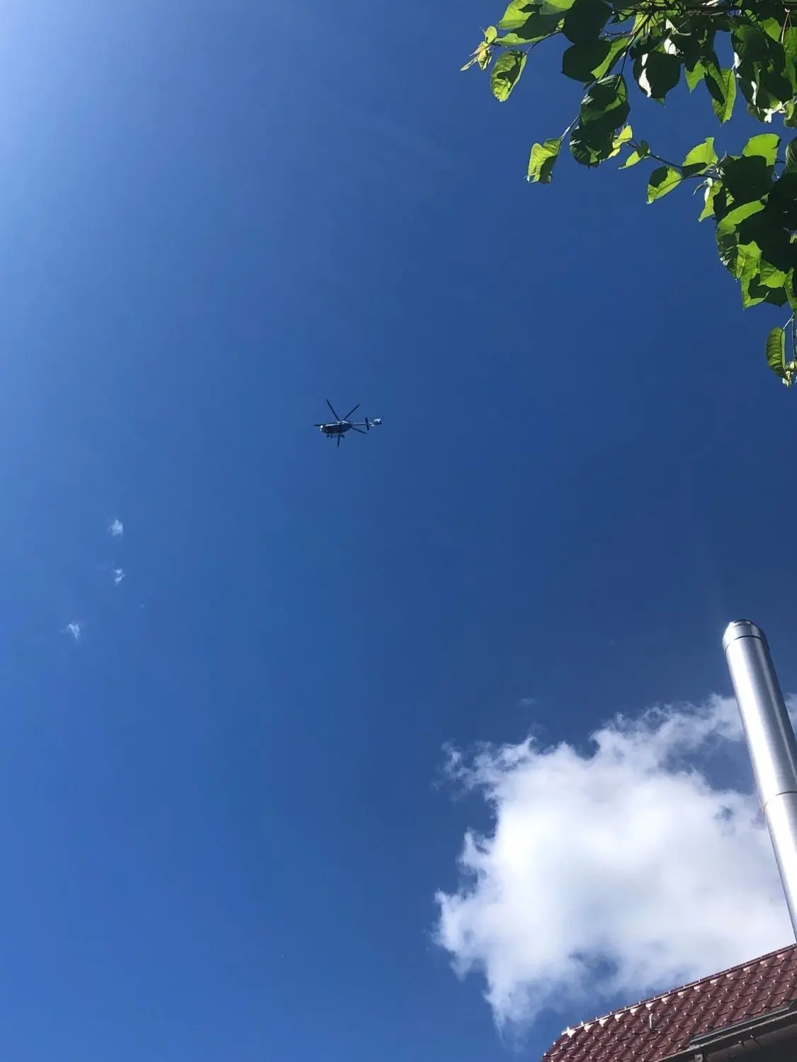 Seit Sonntagnachmittag suchte die Polizei auch aus der Luft nach einem älteren Mann aus Gingen.