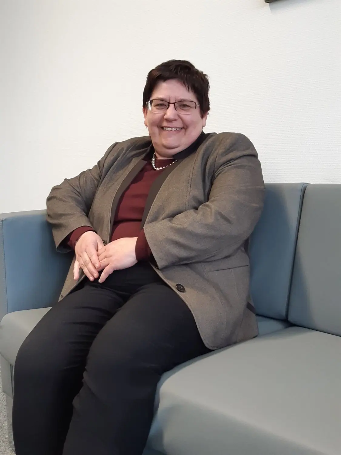 Bildung muss fair und zugänglich bleiben, dafür steht Susanne Müller als Schulleiterin auch in der Frage nach KI.⇥